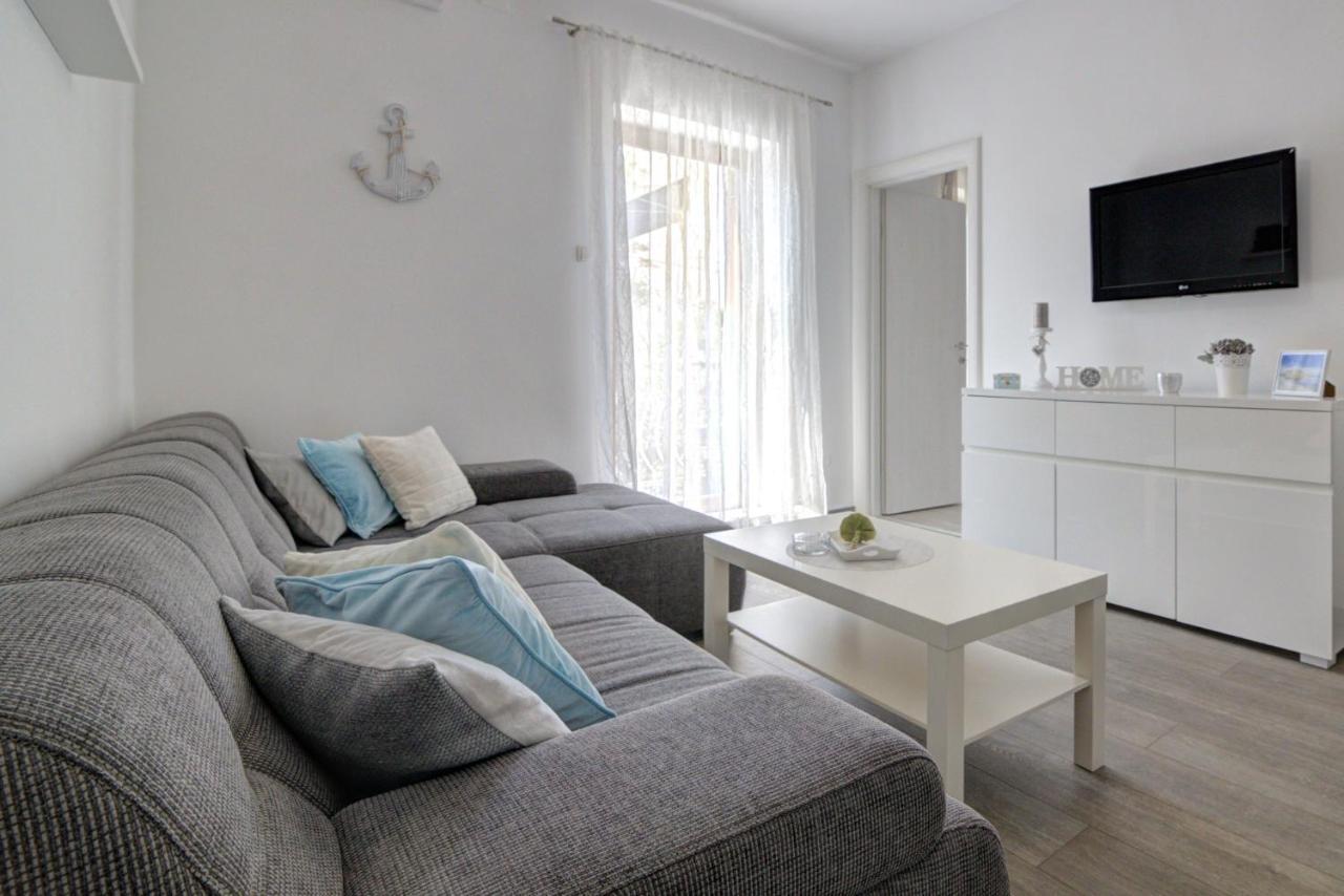 Apartman Luka スヴェティ・ユライ エクステリア 写真